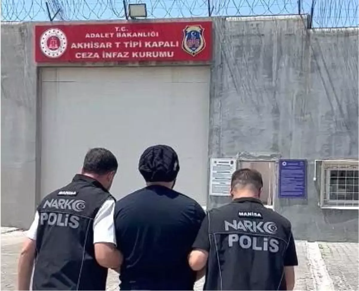 Uyuşturucu Suçundan Aranan Şahıs Yakalandı
