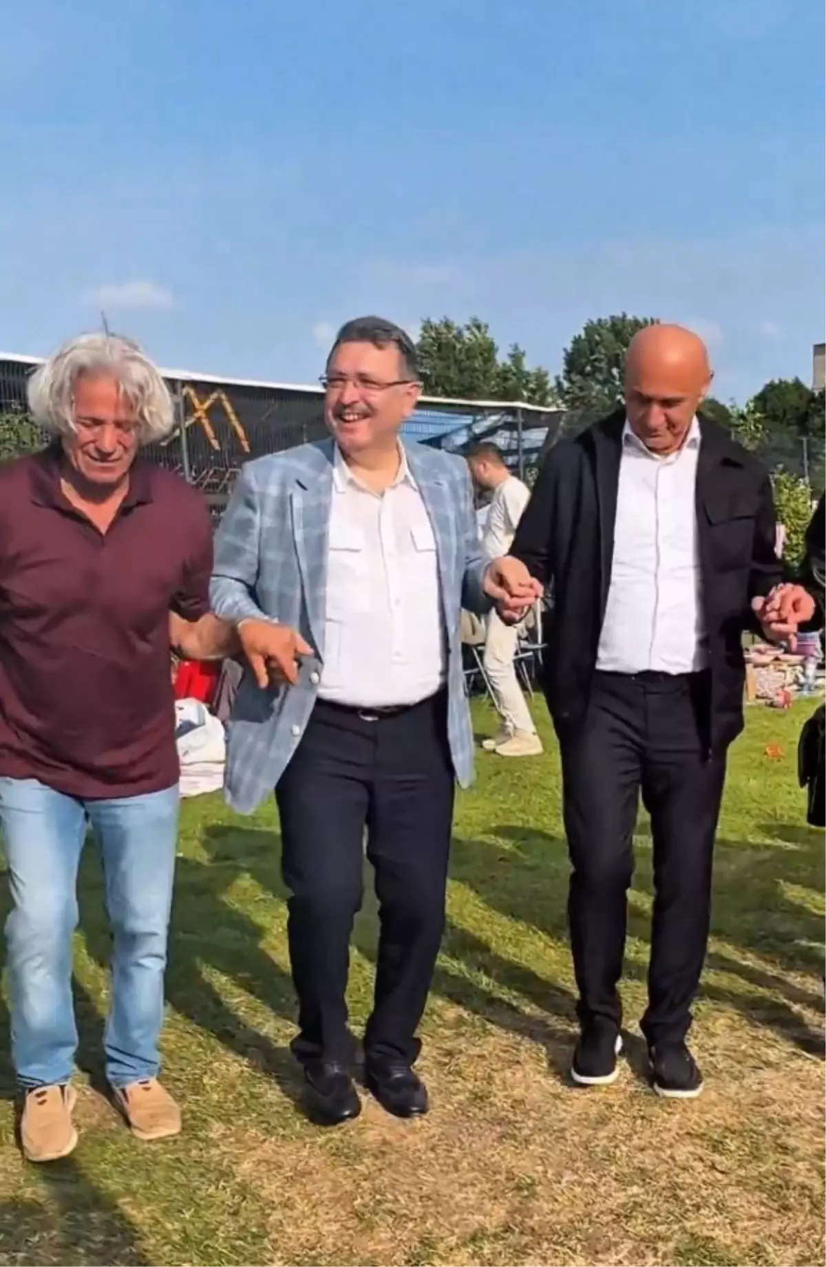 İddia olay! Trabzon'u sel götürürken, belediye başkanı Amsterdam'da