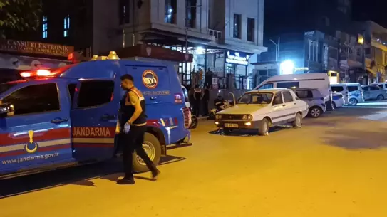 Besni'de Silahlı Kavga: 2 Yaralı
