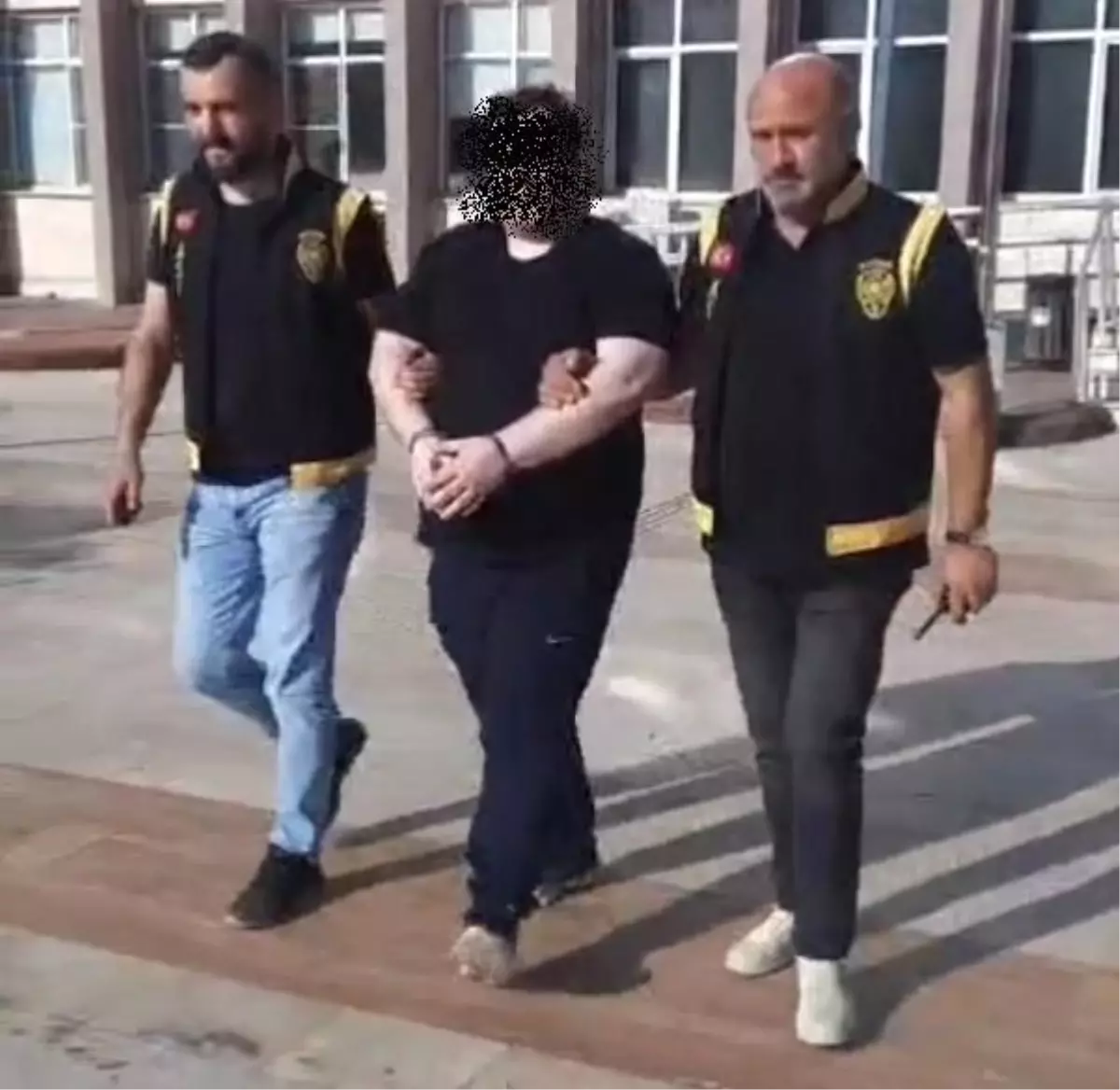 Aydın'da 4 Aranan Şahıs Yakalandı