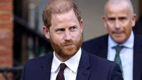 Prens Harry, Soyadını Değiştirebilir