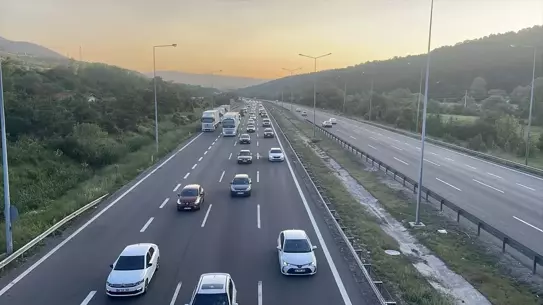 Anadolu Otoyolu'nda Bayram Yoğunluğu
