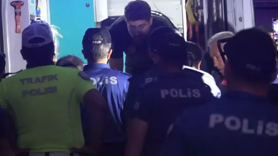 Konya'da Tuhaf Olay: Baba, Çocuğu İçin Evini Ateşe Verdi