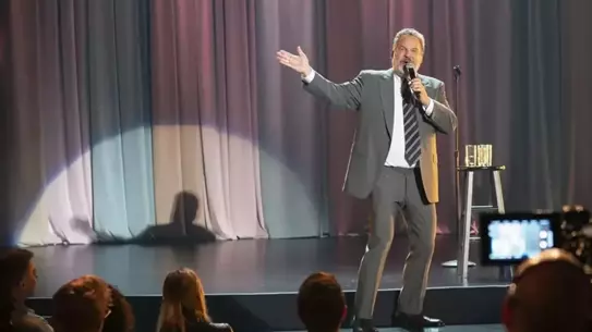 Jeff Garlin nakit alamadı, sahneye çıkmadı