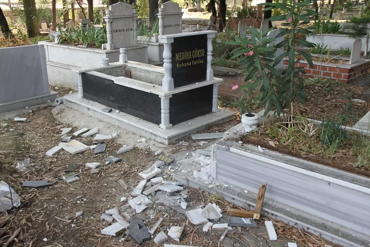 Serik'te Mezarları Kıran Şüpheli Gözaltında