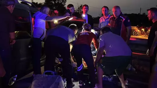 Sinop'ta Trafik Kazası: 2 Yaralı