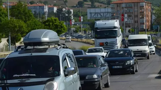 Havza'da Kurban Bayramı Trafik Yoğunluğu