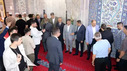 Şanlıurfa'da Kurban Bayramı Namazı Coşkusu