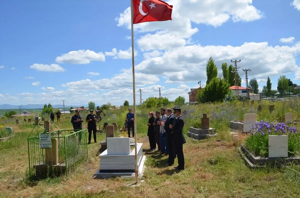 Bulanık Kaymakamı Koşansu, şehit ailelerini ve gazileri ziyaret etti