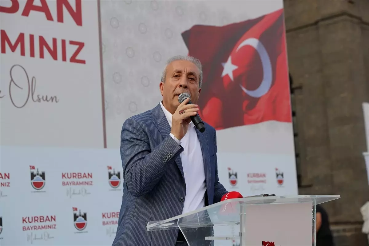 Diyarbakır'da bayramlaşma programı düzenlendi