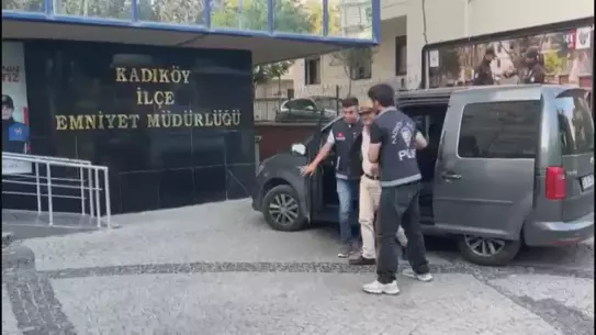 Kadıköy'de Canlı Yayında Taciz Skandalı