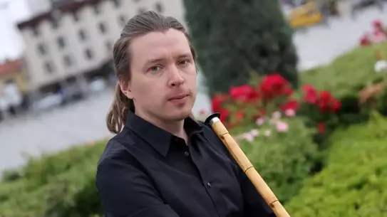 Rus Müzisyen Neyle Tanıştı