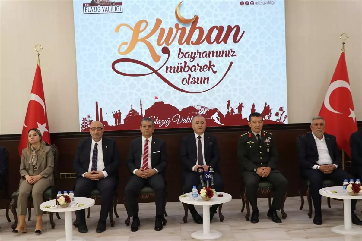 Elazığ'da Bayramlaşma Programı