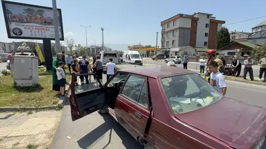 Düzce'de Trafik Kazası: 3 Yaralı