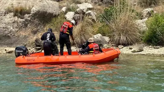 10 Yaşındaki Otizmli Çocuk Fırat Nehri'nde Bulundu
