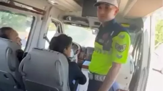 İznik'te Trafik Denetiminde Minibüs Sürücüsüne Ceza