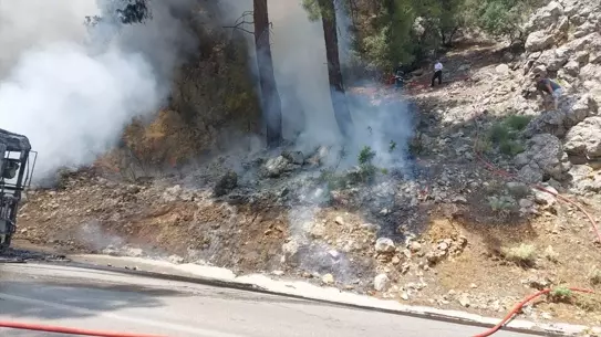 Antalya'da Otobüste Yangın Çıktı