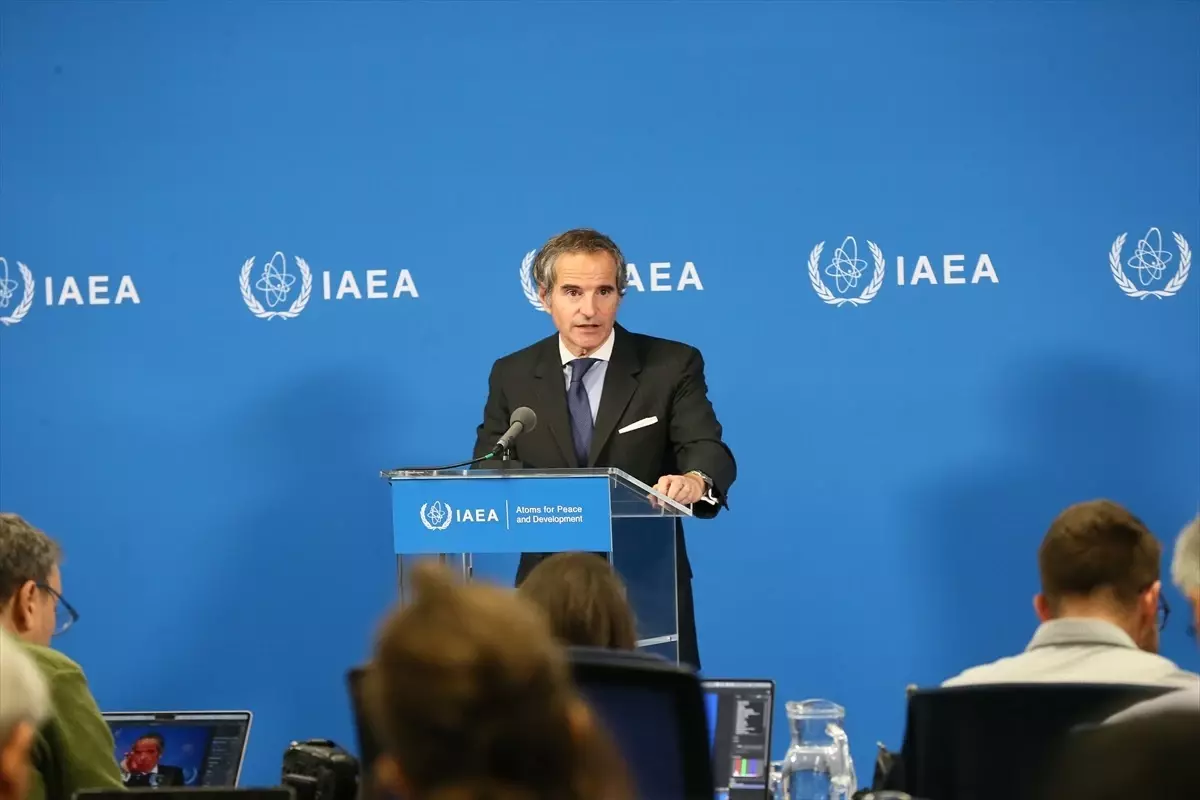 İran'ın Uranium Stoku Tehlikeli Seviyede
