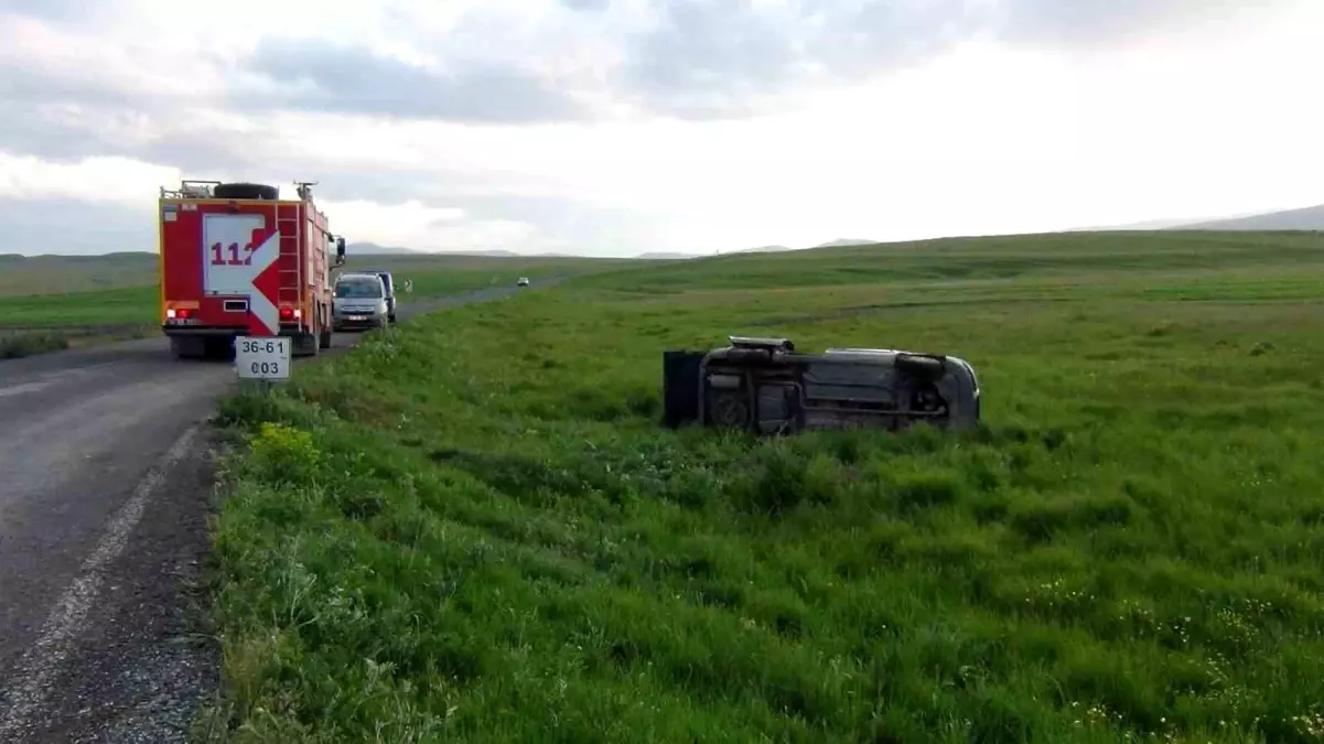 Kars'ta Trafik Kazası: 5 Yaralı
